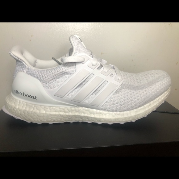 ⚠️SOLD⚠️ Adidas UltraBoost 2.0| Triple White - Picture 5 of 8